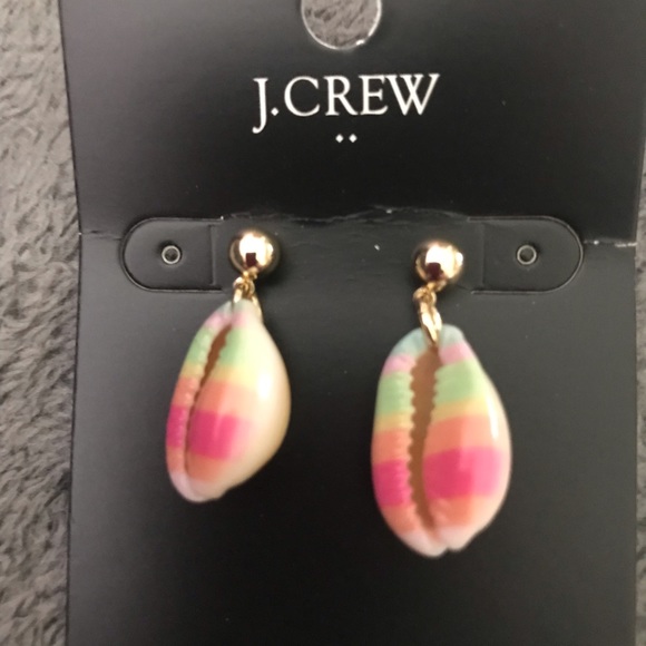 New JCrew whimsical green and red shell earrings - Picture 3 of 4